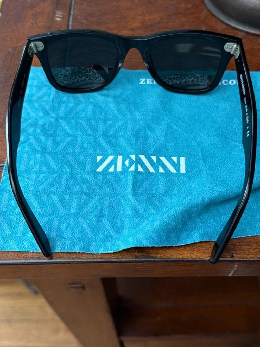 Men’s Black Wayfarer Sunglasses